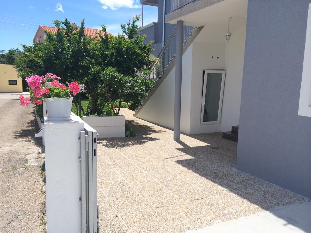 Apartments Milena Vodice Exteriör bild